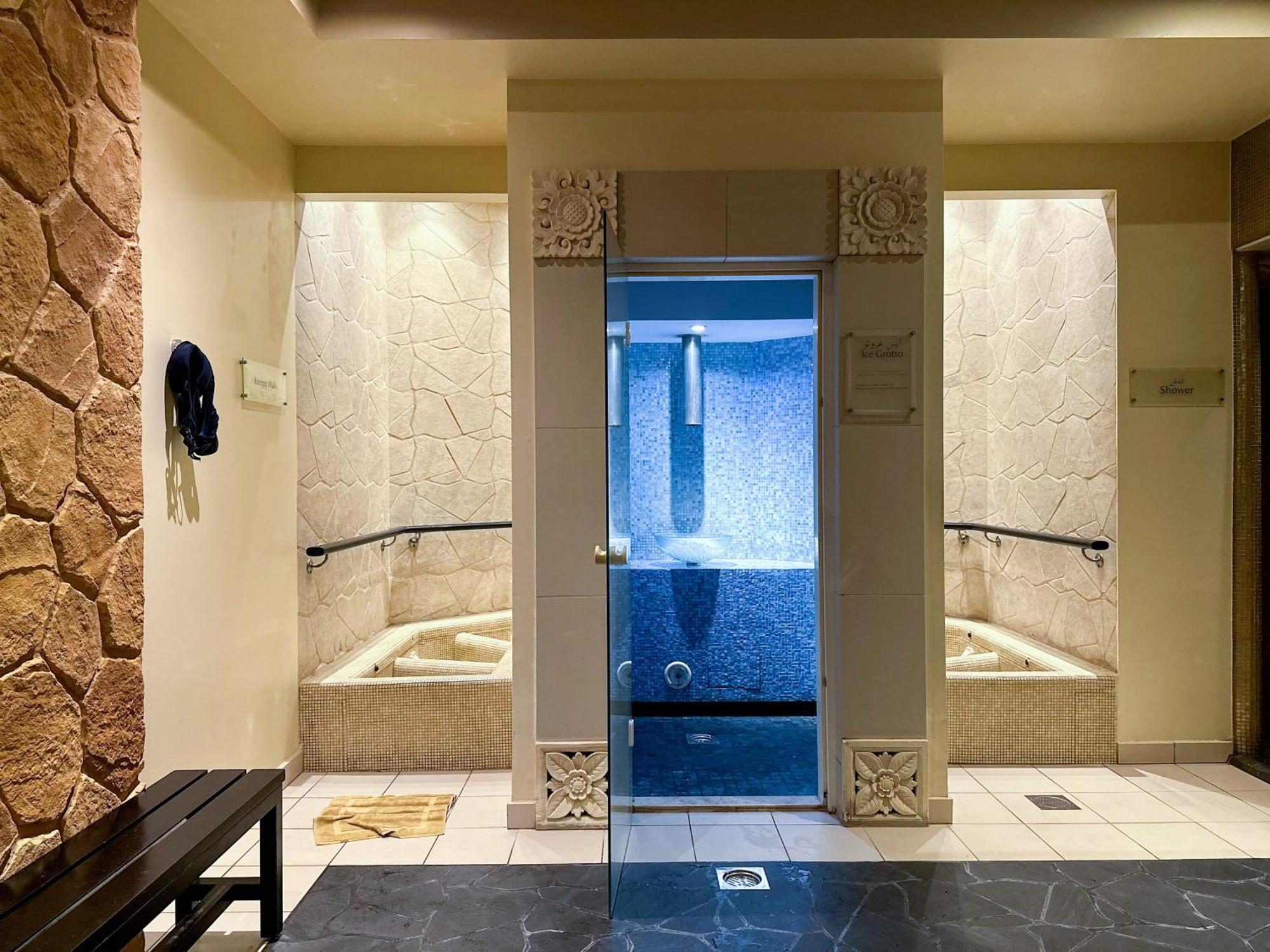 Relaxing 1 Bedroom Apartment At 5 Star Resort Dubai Luaran gambar